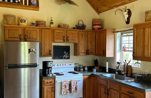 Lock Haven Cabin | Peaceful Escape in the Woods