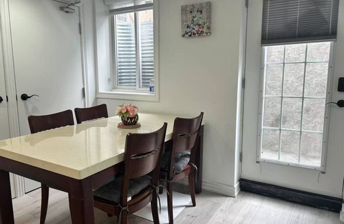 Ajax House | Peaceful Escape to Town of Lakes