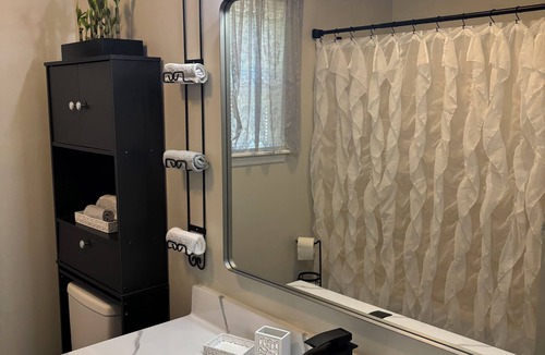 Goose Creek House | Peaceful family friendly environment