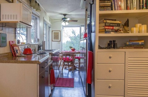 Georgetown Cabin | Peaceful Farm Cabin for Couples | TX Hill Country