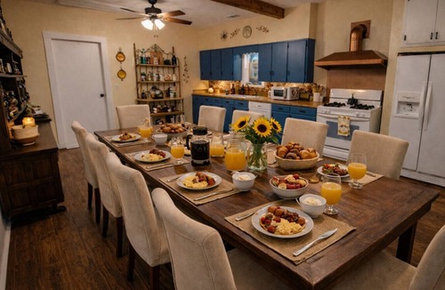 Hondo Other | Peaceful Farm Stay Fire Pit Pet-Friendly Room to Gather