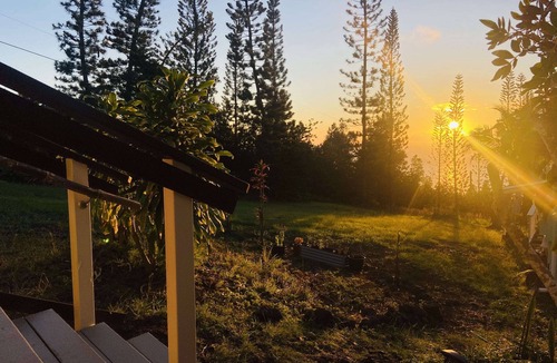 Opihihale Apartment | Peaceful farm stay on the hills of West Hawaii overlooking the pacific ocean!
