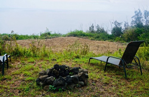 Opihihale Apartment | Peaceful farm stay on the hills of West Hawaii overlooking the pacific ocean!