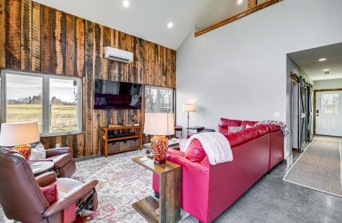 Blacksburg House | Peaceful Farmhouse Retreat 6 Mi to Virginia Tech!