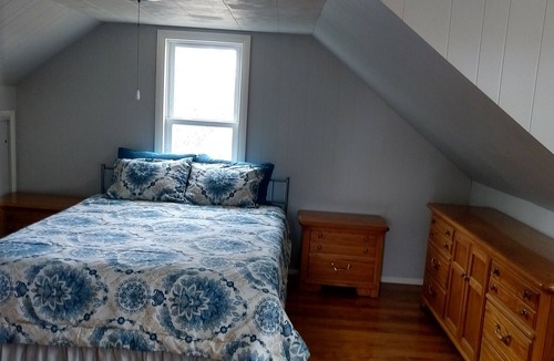 Hope Other | Peaceful farmhouse