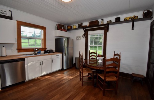 Monroe Other | Peaceful Farmhouse w/Fire Pit & Updated Comforts
