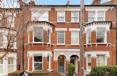 Northcote Apartment | Peaceful flat 1 minute from Clapham Junction