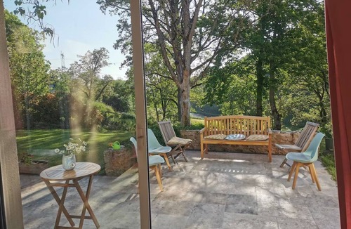 Auffargis House | Peaceful forest haven, 1 hour from Paris - ideal for families and nature lovers