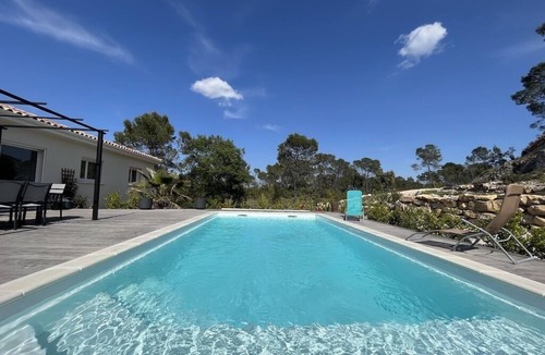 Saint-Jean-de-Cuculles Villa | Peaceful villa with pool near Pic Saint-Loup