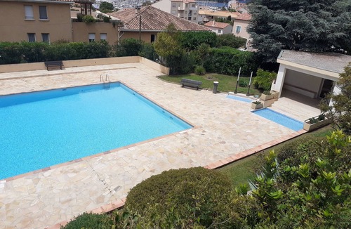 Saint-Mandrier-sur-Mer Apartment | PEACEFUL STUDIO!