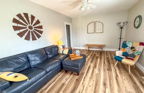 Franklin House | Peaceful Franklin Cottage ~ 1 Mi to Downtown!