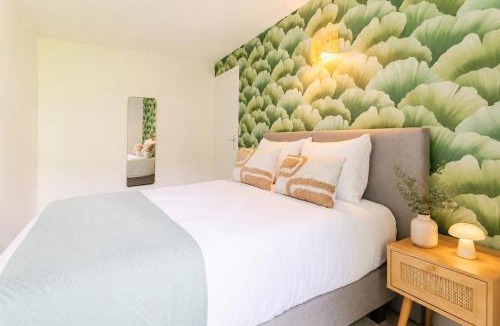Bagnolet House | Peaceful Garden Haven near Paris