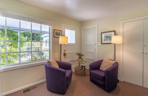 Mendocino Apartment | Peaceful Garden Oasis with Breakfast Provided