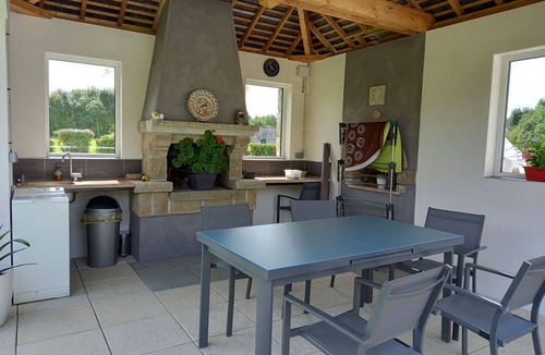 Epiniac House | Peaceful Garden Retreat, Epiniac