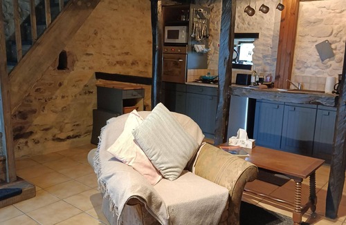 Teilhet House | Peaceful Getaway in Teilhet