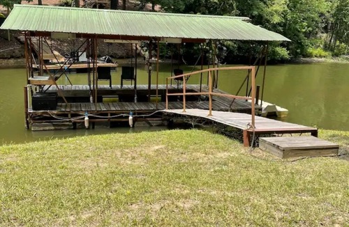 Abbeville House | Peaceful getaway on the water