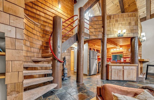 Comstock Acres House | Peaceful Getaway | Pet-Friendly w/Hot Tub & Grill