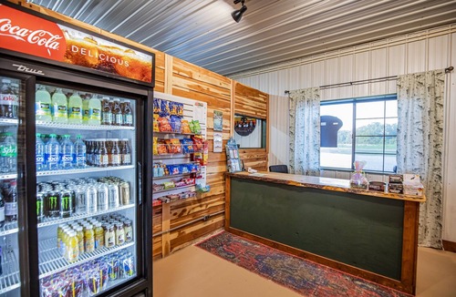 Cassville RV Rental | Peaceful Glamping Retreat at Roaring River