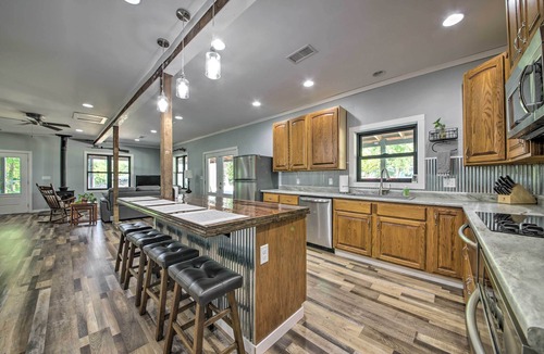 Berger House | Peaceful Guest Home w/Patio on 152-Acre Farm