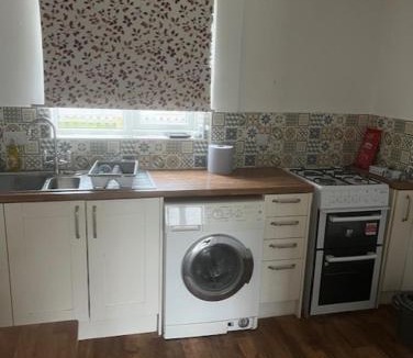 Netley House | Peaceful Haven Near Netley