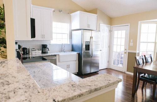 Youngsville House | Peaceful Haven on the Outskirts
