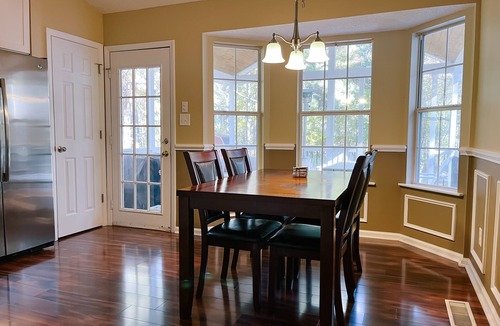 Youngsville House | Peaceful Haven on the Outskirts
