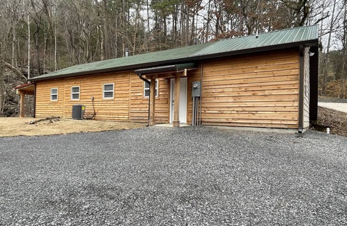 Guntersville Cottage | Peaceful haven, quiet mountain setting