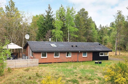 Aalbaek House | Peaceful Holiday Home in Ålbæk with Whirlpool
