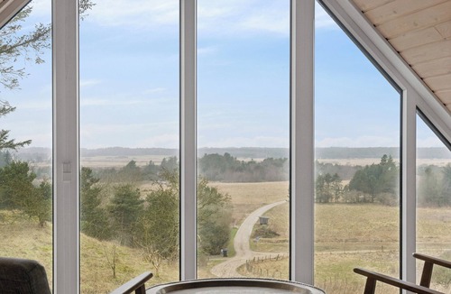 Frostrup House | Peaceful holiday home with views of the dunes