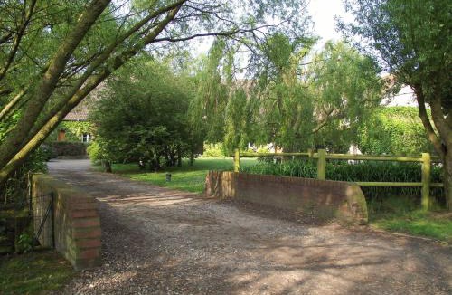 Monchaux House | Peaceful holiday home near Quend with pool