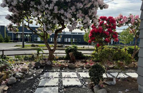 Kent House | Peaceful Home-Centrally Located West Hill, Kent