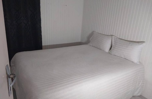 Sevran Apartment | Peaceful home
