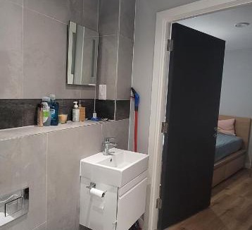 Waddon House | Peaceful Home