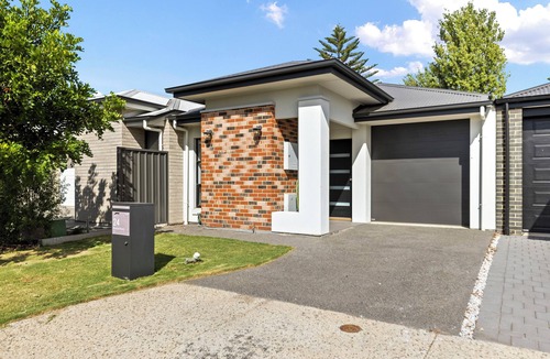Largs North House | Peaceful Home in Largs North