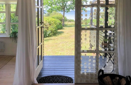 Skødshoved Strand House | Peaceful home near Skødshoved beach