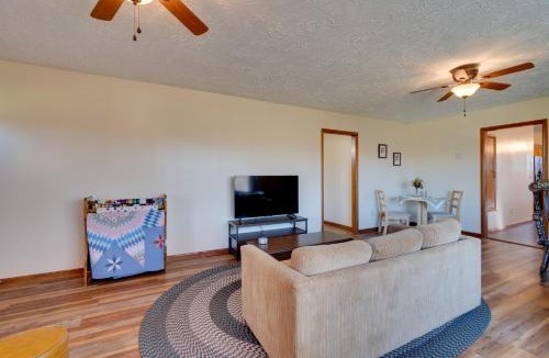 Horseheads House | Peaceful Horseheads Hideaway w/Deck & Yard!