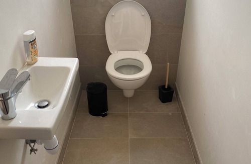 Tremeoc House | Peaceful house