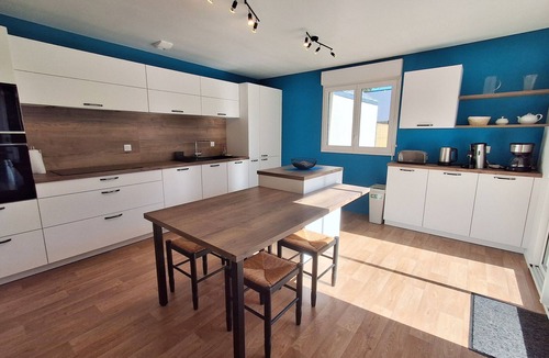 Saint Roch Cottage | Peaceful house near St Nazaire beaches with WiFi and parking