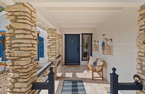 Leon Junction House | Peaceful Lake Front Home Sleeps 12