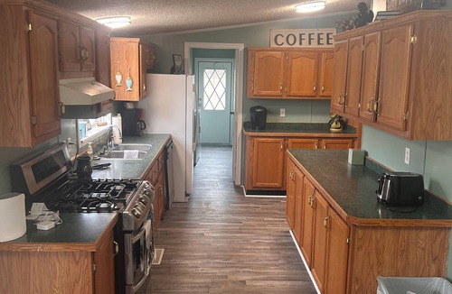 Vian House | Peaceful Lake Home on Tenkiller Lake – Quiet & Relaxing