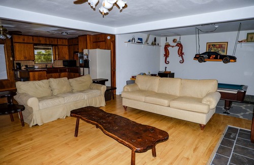 Kingsland House | Peaceful Lake LBJ Getaway w/Private Beach + Stunning Views