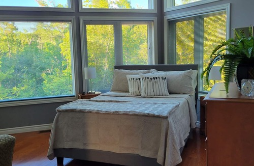 Bonnechere Valley House | Peaceful lakefront retreat
