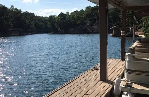 Bella Vista House | Peaceful Lakefront Retreat with Large Porch and Private Dock