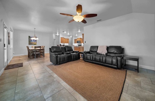 Coffee City House | Peaceful Lakeside Serenity on Lake Palestine