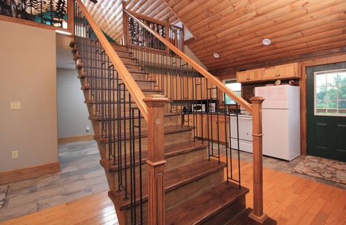 Littleport Cabin | Peaceful Lakeview Cabin