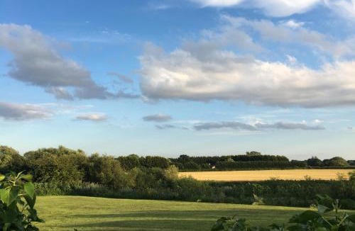 York House | Peaceful location Lower rates for longer lets