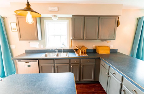 Athens House | Peaceful, Low Toxin Haven