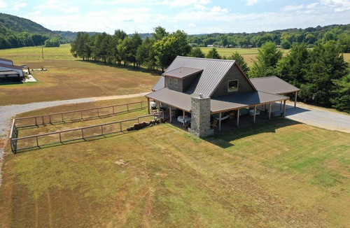 Cotter Cabin | Peaceful luxury cabin in charming Cotter, two miles from Wild Cat boat launch.