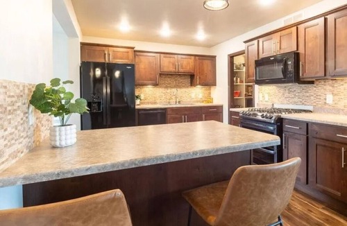 Sioux Falls Condo | Peaceful Luxury in a 3 bedroom, 2.5 bath home. Feels like home!
