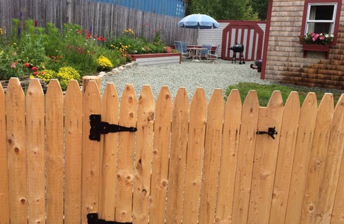 Manset Cottage | Peaceful Maine cottage w/outdoor dining space, window AC, & quiet surroundings